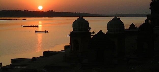 Kwardha – Raipur / Indore