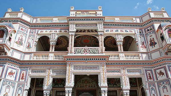 Delhi – Mandawa (285 Kms & 06 Hrs)