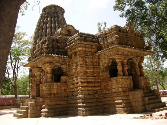Kanker – Kwardha (140 Kms & 4 Hrs)