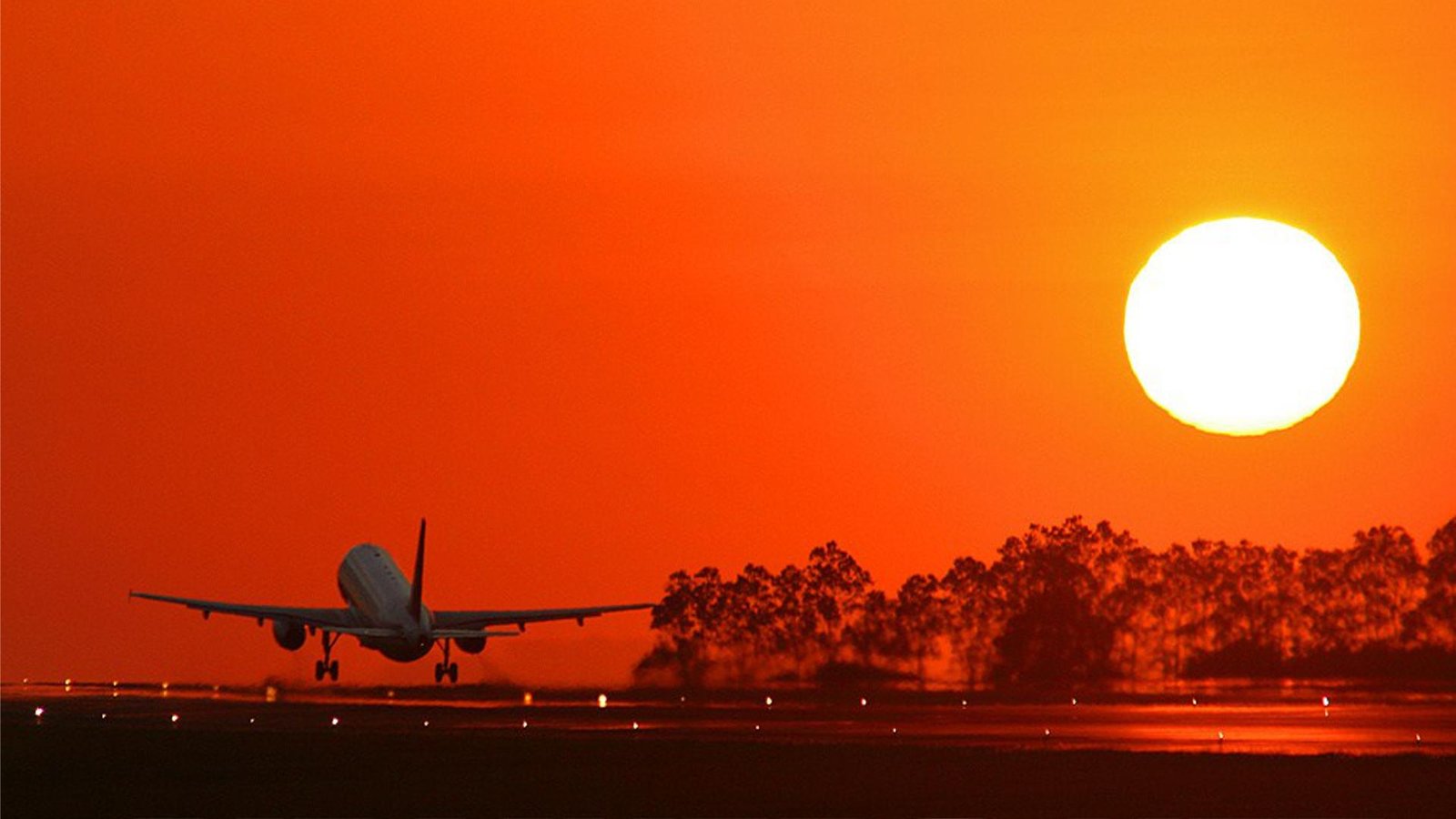 Agra – Delhi (205 Kms & 4 Hrs) / Depart